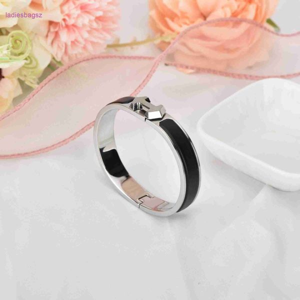 original bangle hermss aijia hfamily new high version bullet head hshaped couple bracelet brushed frosted cool black warrior mens and womens